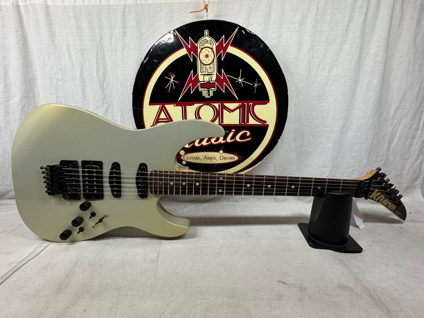 Kramer USA Pacer Custom II 2 Guitar with Gator Case