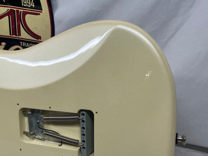 Fender American Elite Stratocaster Strat Shawbucker Electric Guitar with Hard Case