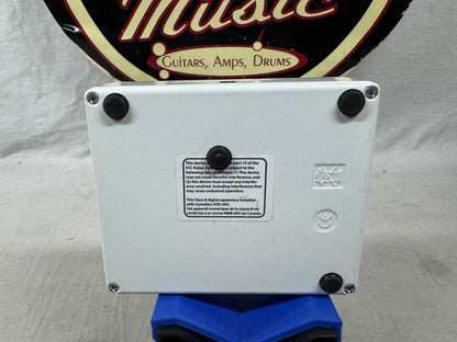 Electro-Harmonix Lester G Deluxe Rotary Speaker Emulator Pedal