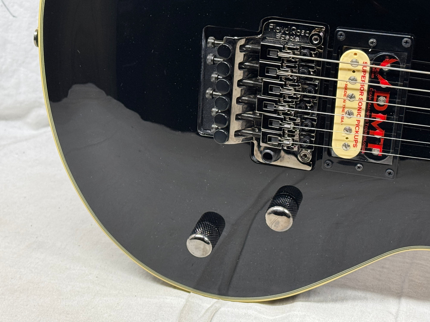 Dean Deceiver FR Guitar - MIK Korea 2010 - Black