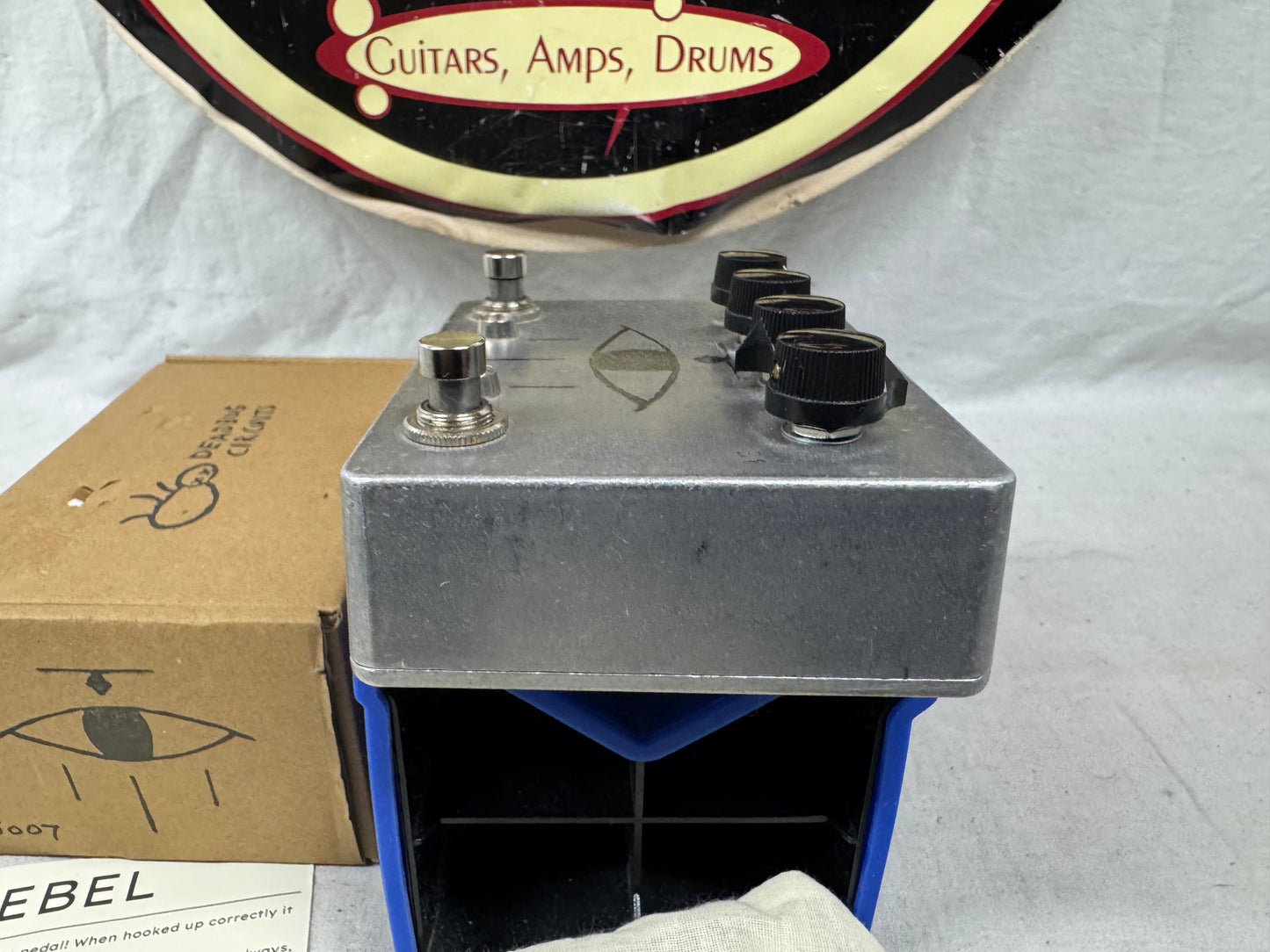 Deadbug Circuits Jezebel Overdrive Pedal with Box