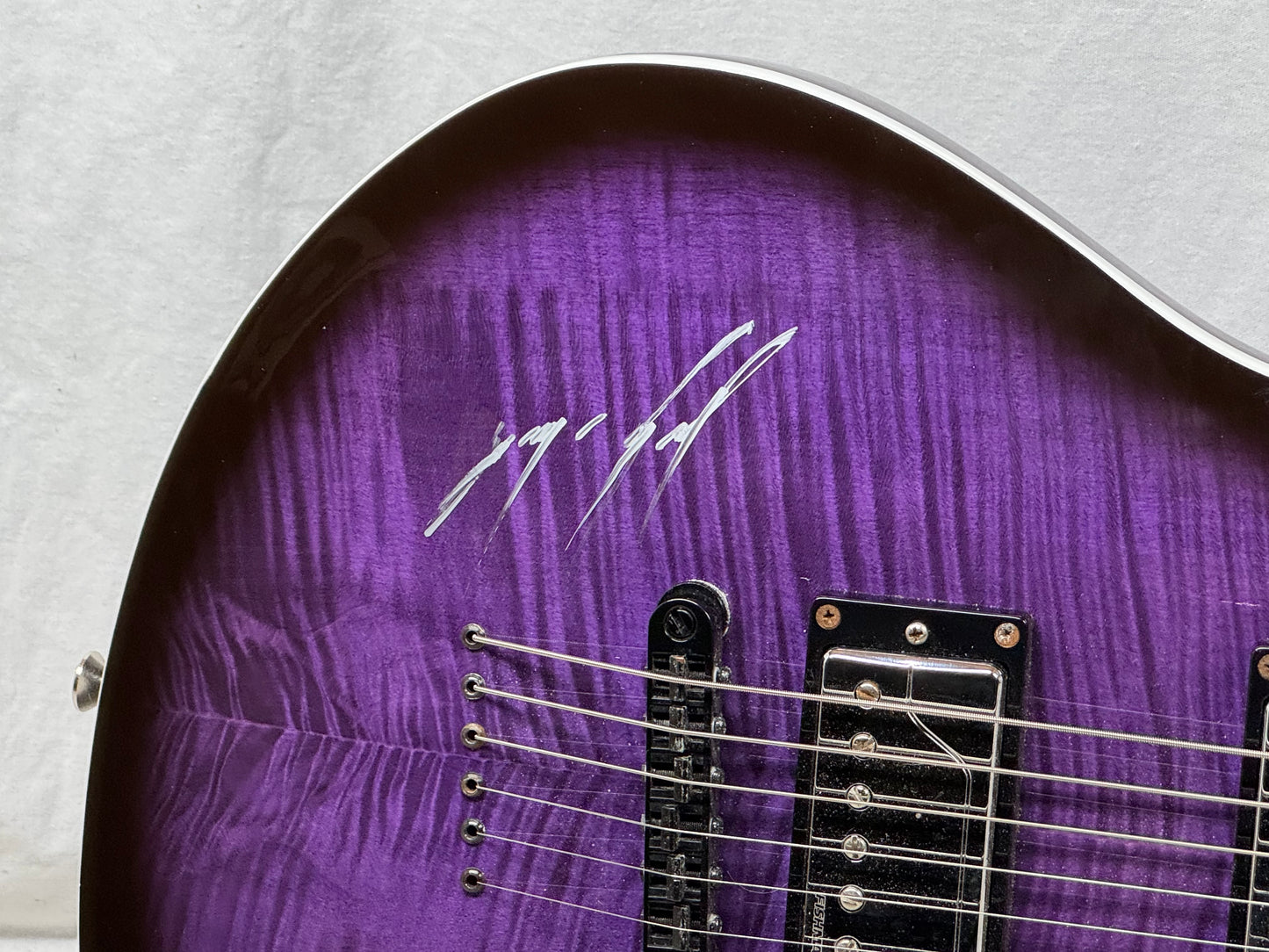 ESP LTD Deluxe H3-1000 h31000 Horizon Guitar - signed by George Lynch 2018