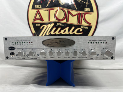 Wayne Jones Audio WJBP Bass Stereo Valve Pre-Amp + WJ1x10 Powered Speaker with Power Supply
