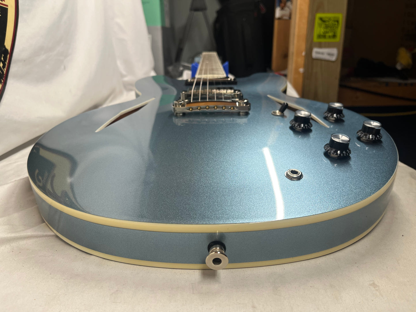 Epiphone Dave Grohl Signature Model DG-335 Semi-Hollow Body Electric Guitar with Original Case