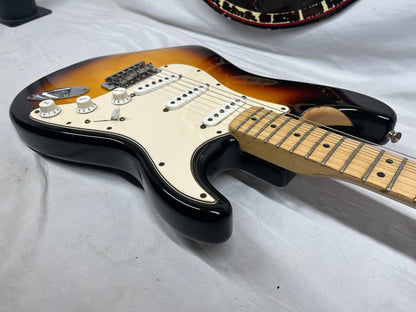 Fender Standard Stratocaster MIM - Made in Mexico Electric Guitar