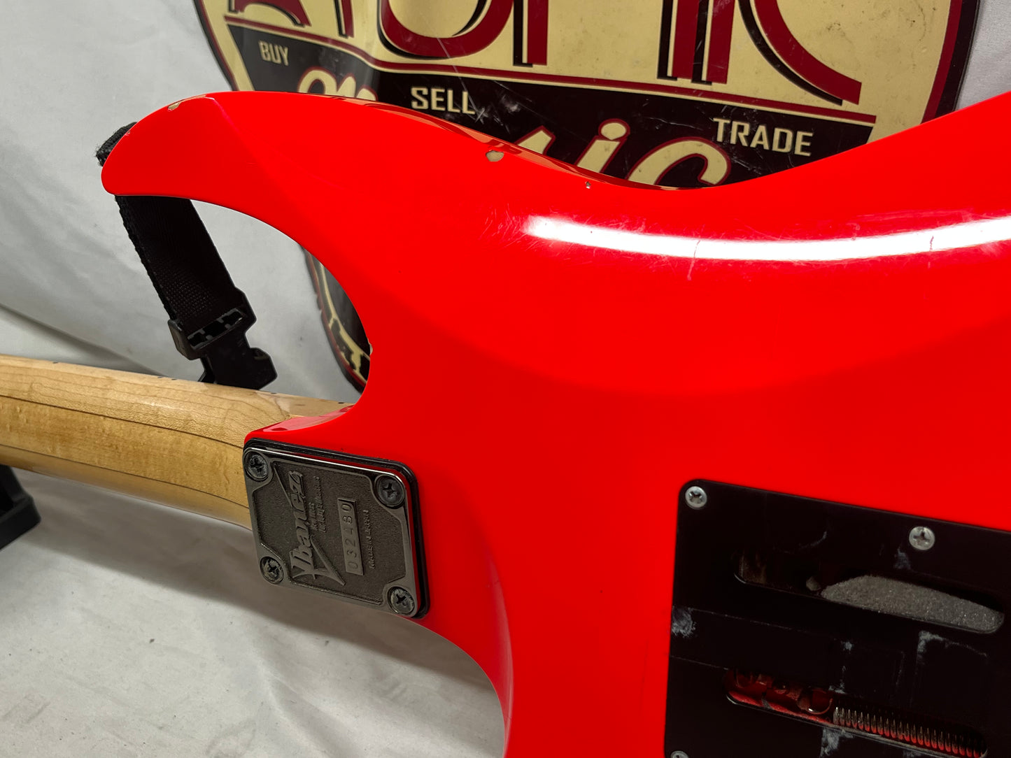 Ibanez RG550 Genesis Collection Doublecut Electric Guitar - Road Flare Red - **only the bridge pickup has output**