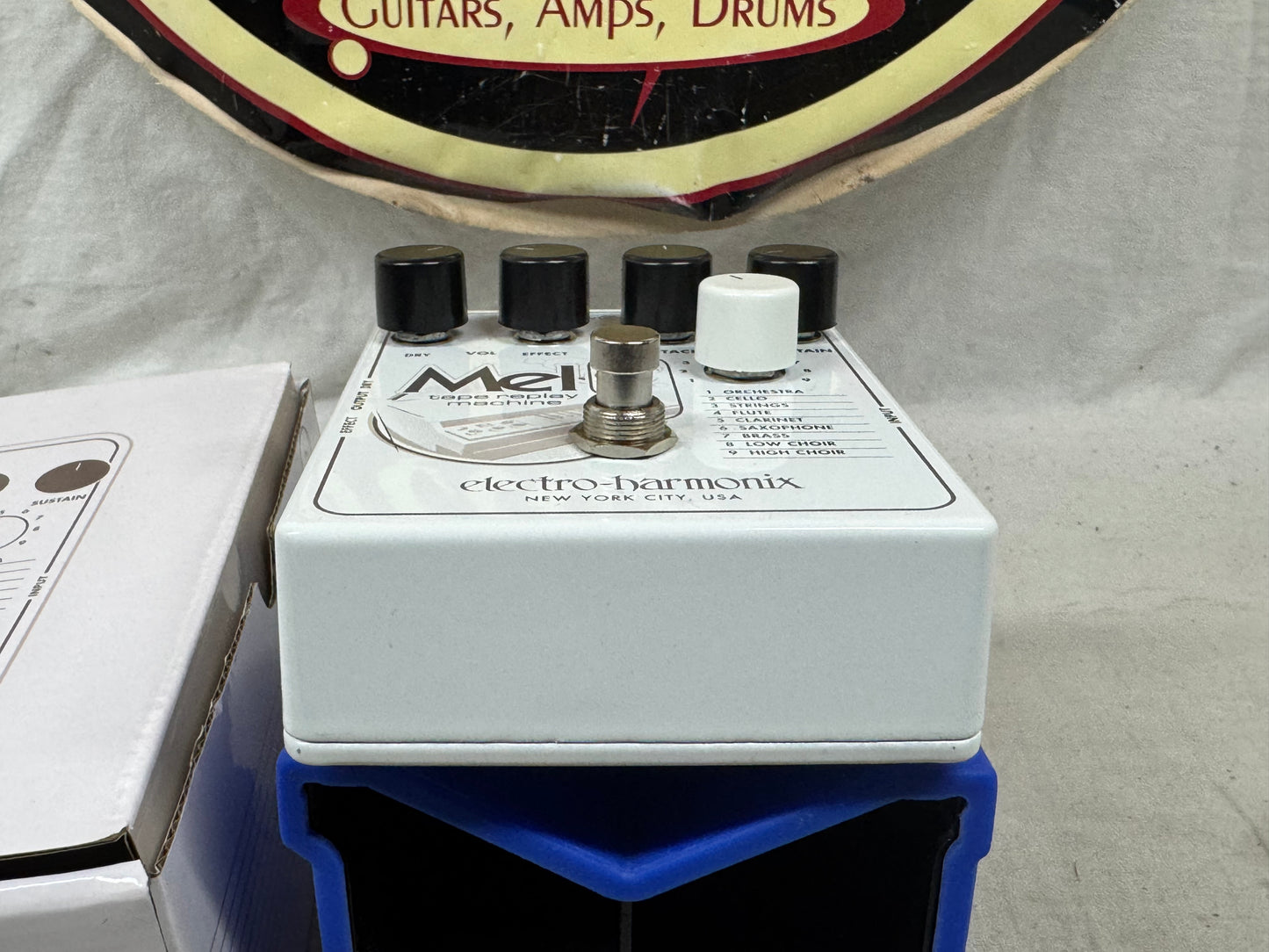 Electro-Harmonix Mel9 mel 9 Tape Replay Machine Guitar Synthesizer Pedal with Box