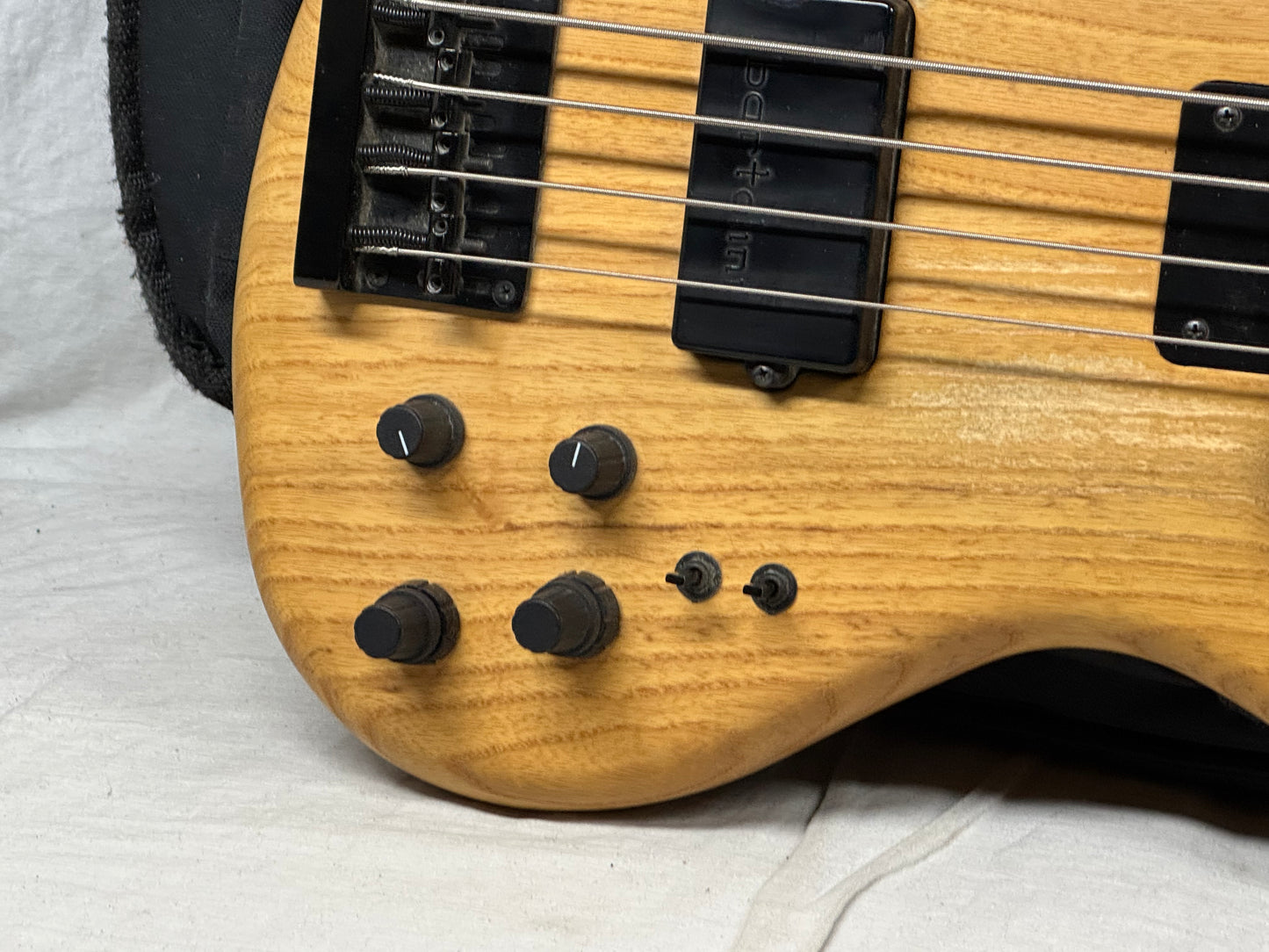 Tobias USA Growler IV 4-string Bass with Gig Bag