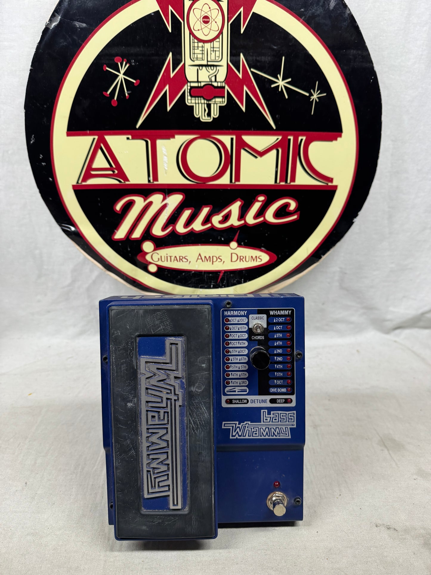 DigiTech Bass Whammy Octave Pitch Shifter Harmonizer Detune Pedal with Power Supply