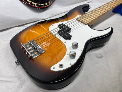 Samick Greg Bennett Corsair CR2 4-String Doublecut P-Style Bass