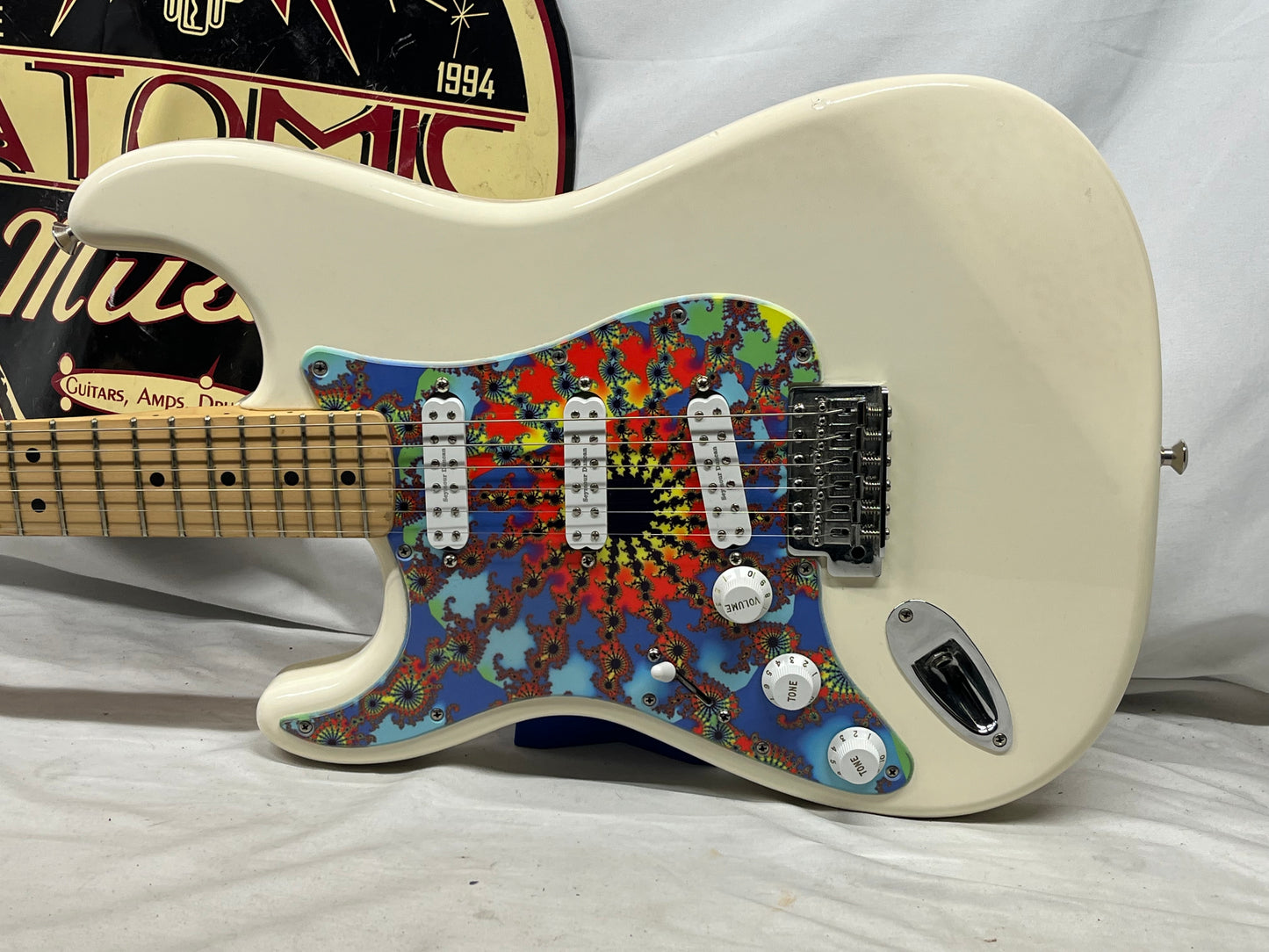 Fender Standard Stratocaster Strat Left Handed Lefty Electric Guitar - Arctic White