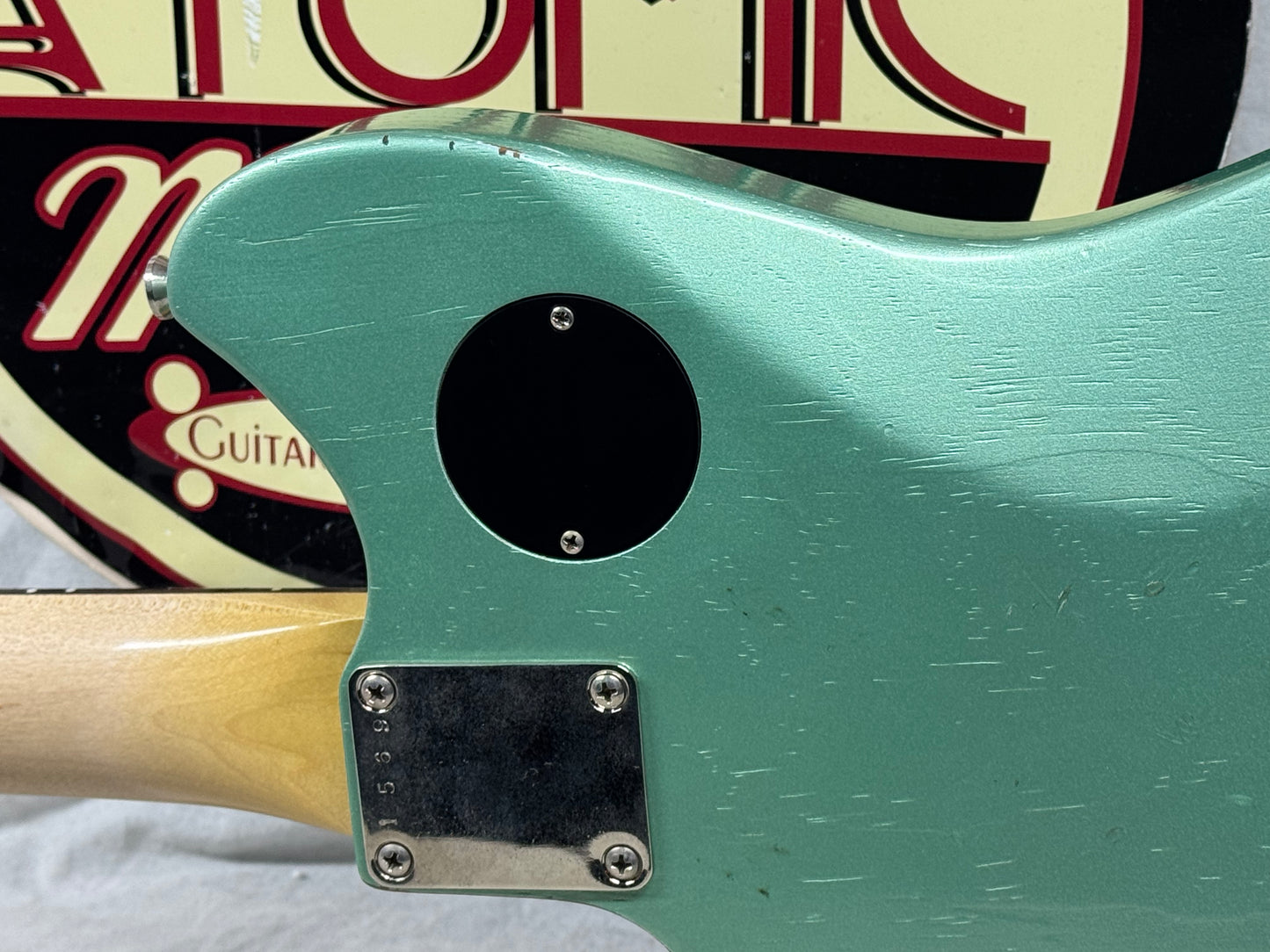 Maghini Guitars Skylark Baritone Guitar with COA + Gator Case 2023 - Lightly Aged Jade Metallic