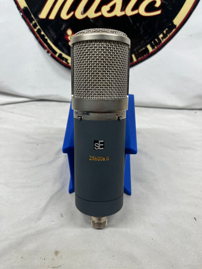 sE Electronics Z5600a II Large Daiphragm Multipattern Tube Condenser Microphone with Case and Shock Mount