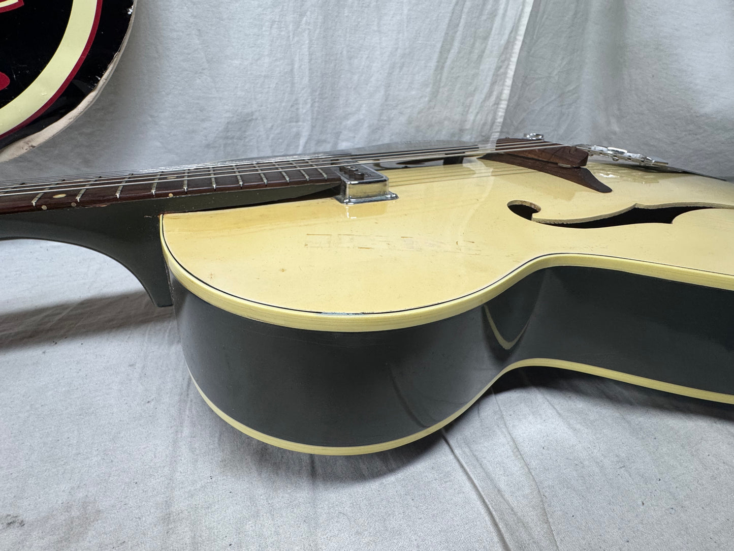Gretsch USA 6187 g6187 Clipper Hollowbody Guitar with Case - neck/headstock repaired 1957 - Cream / Cadillac Green