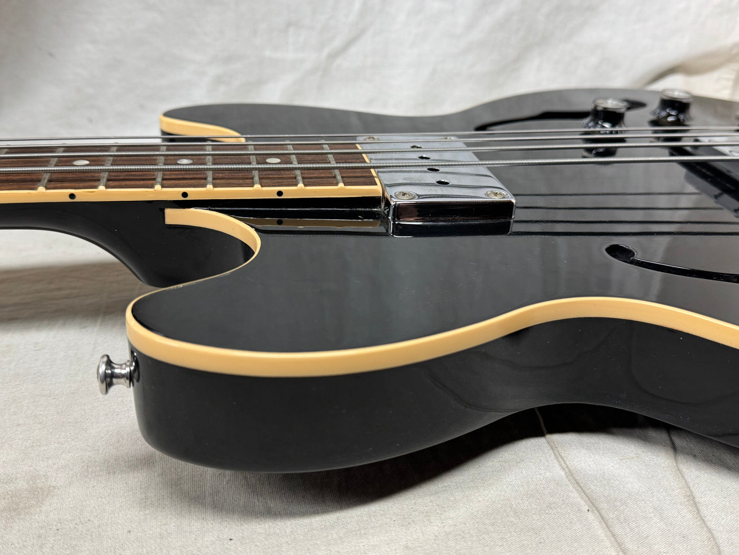 Gibson BADCEBCH1 Midtown Standard Semi-Hollowbody 4-string Bass with Case 2013 - Ebony / Black