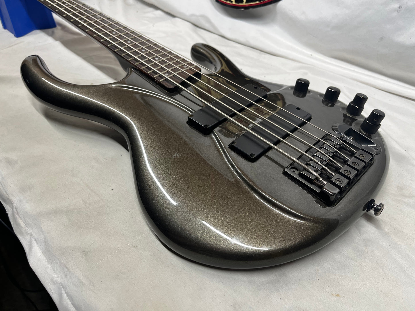 Ibanez EDC705 Ergodyne 5-String Electric Bass - Gray Pewter