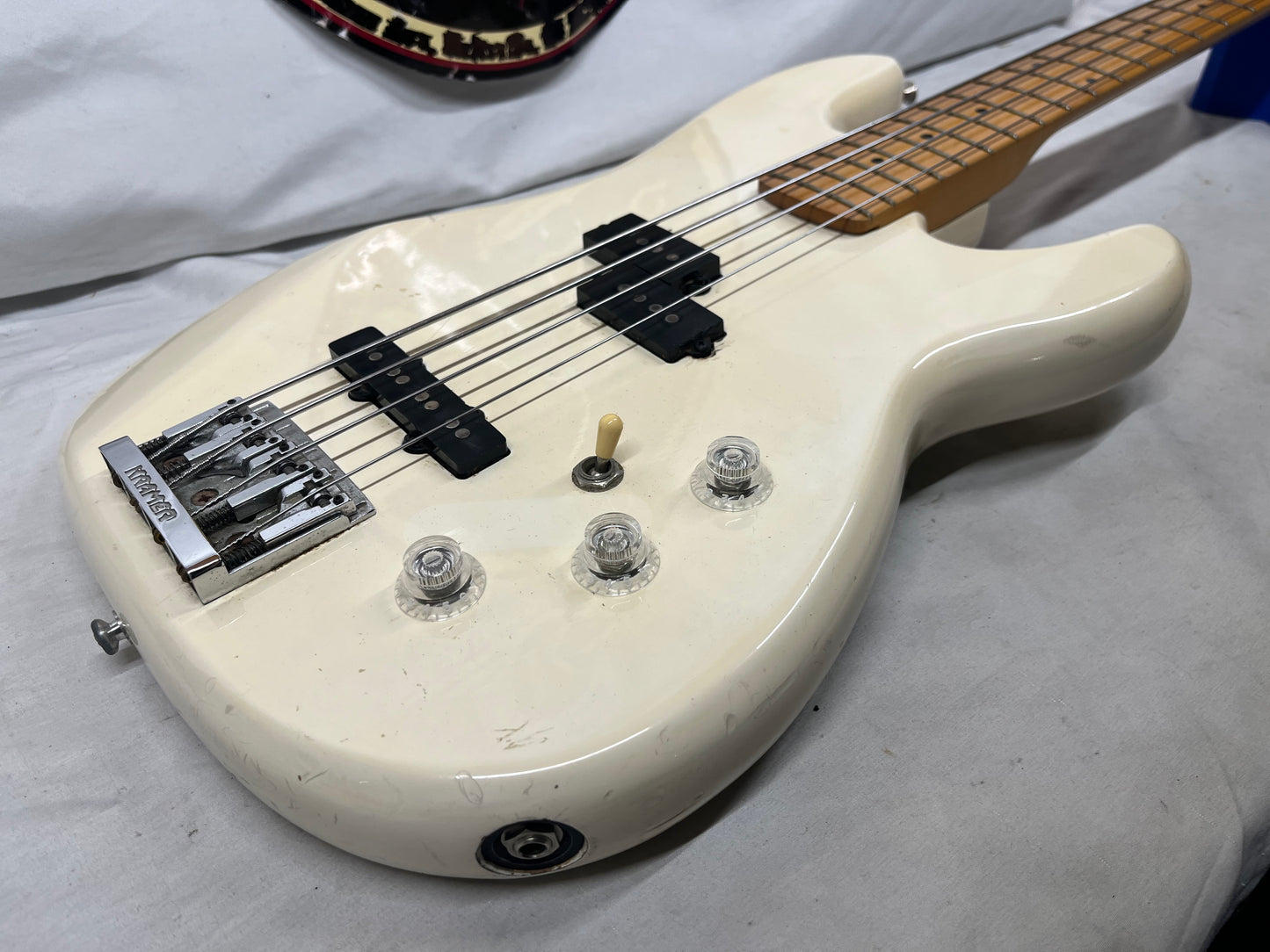 Kramer Striker 700ST 4-String P-Style Electric Bass
