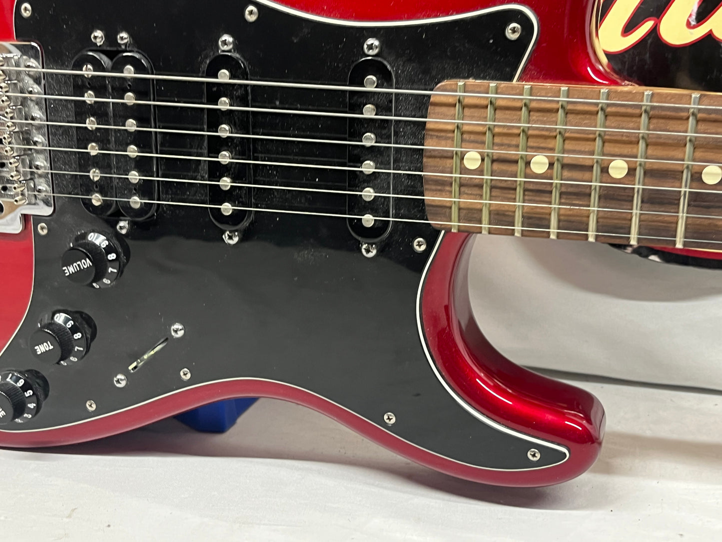 Fender Standard Stratocaster HSS FSR Electric Guitar MIM - Made in Mexico - Candy Red Burst