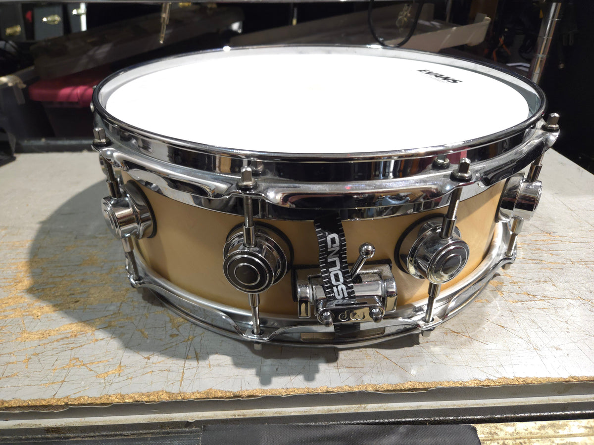 DW Collector's 14x5 Top Edge Maple Standard Snare Drum