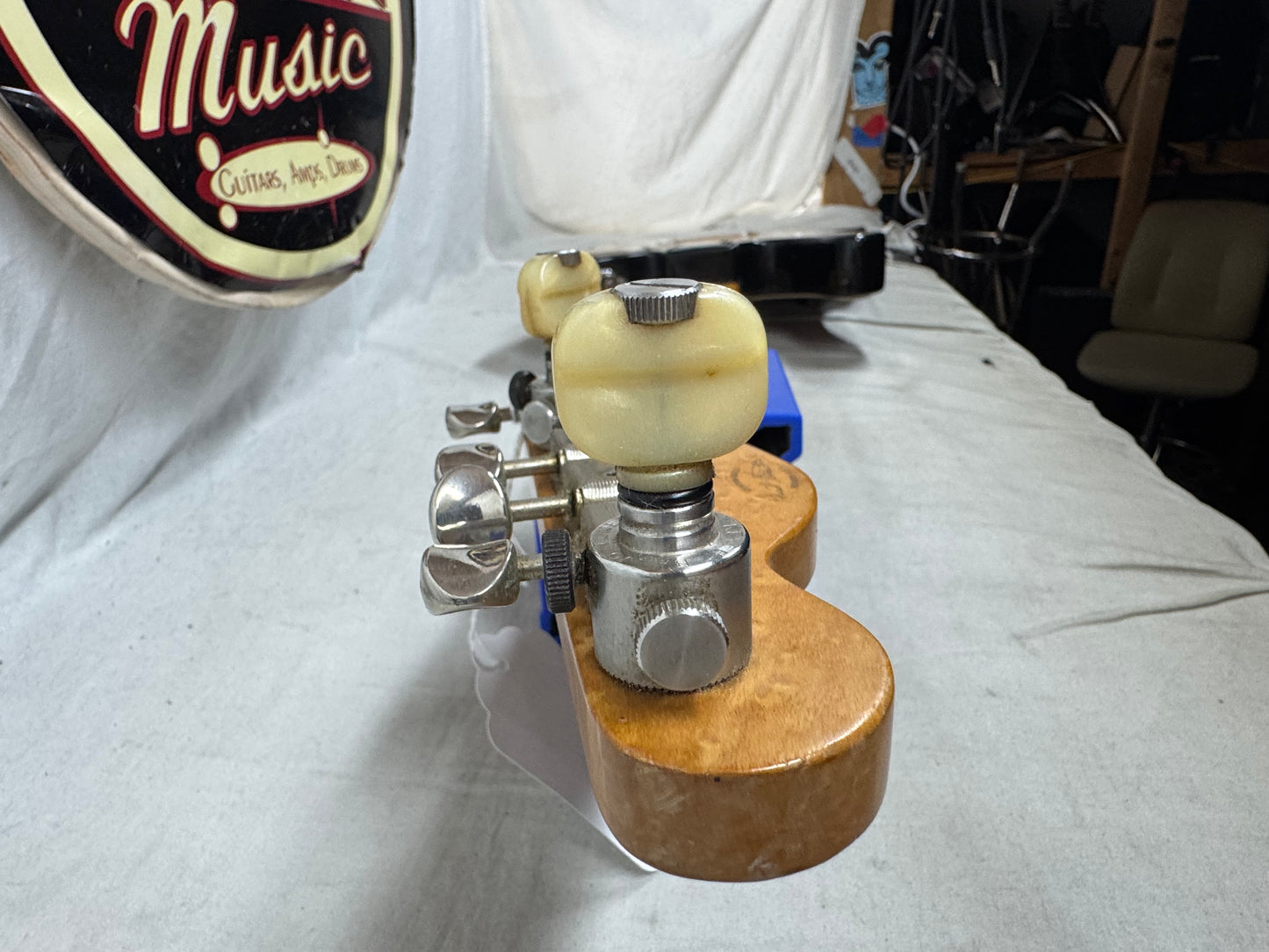 Fender Fred Stuart USA Custom Shop Masterbuilt Clarence White Signature Telecaster Custom B-Bender Guitar with Case 1990s