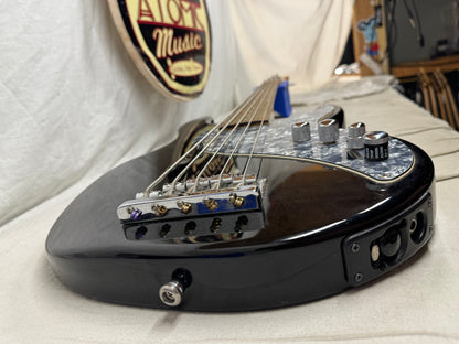 Line 6 Variax Model 700 4-string Bass 2005