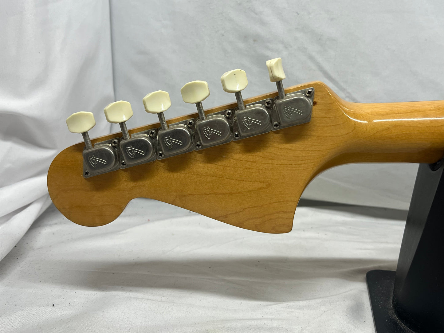 Fender Mustang 1967 Electric Guitar - Non-Original Neck Pickup