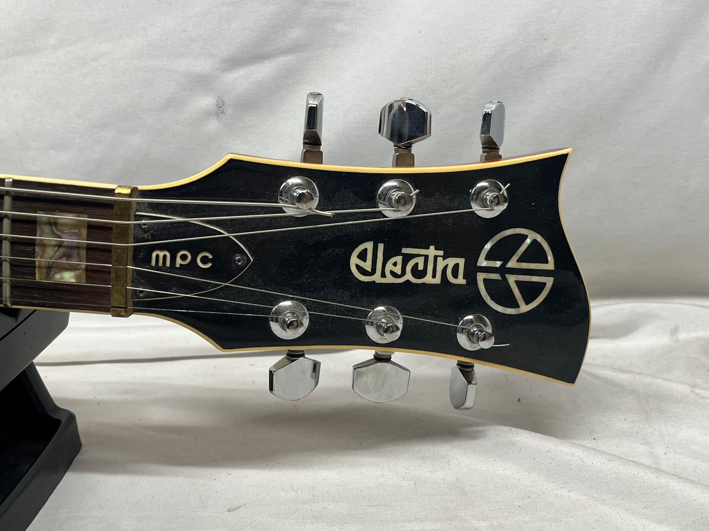 Electra MPC Standard X330 Singlecut Electric Guitar