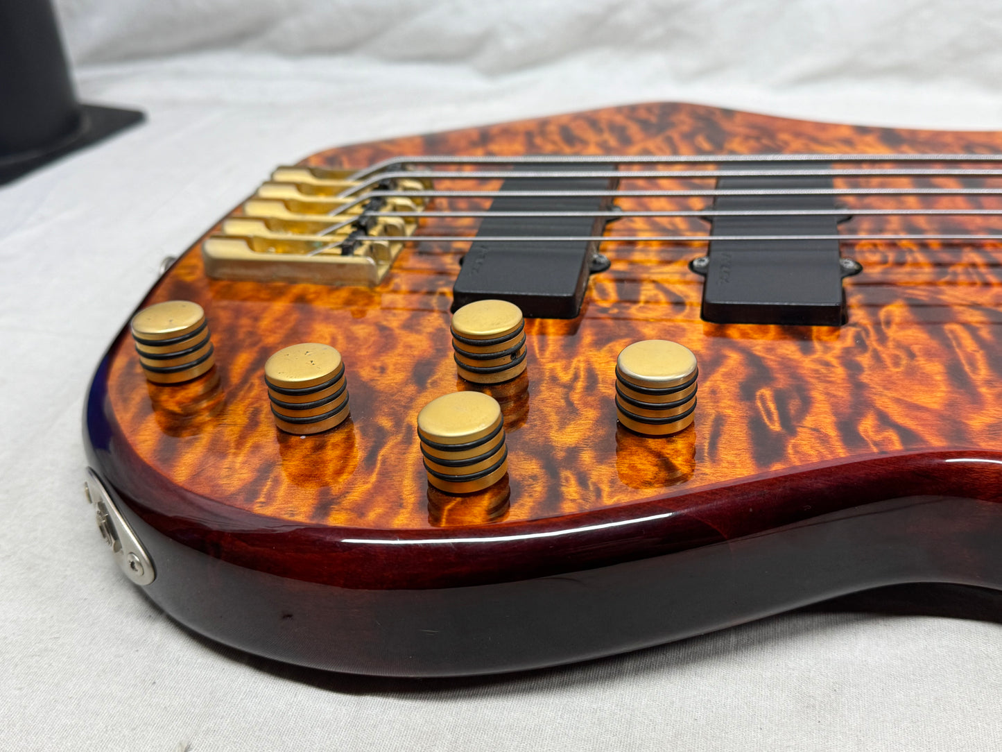 Peavey Cirrus BXP 5 V 5-string Bass