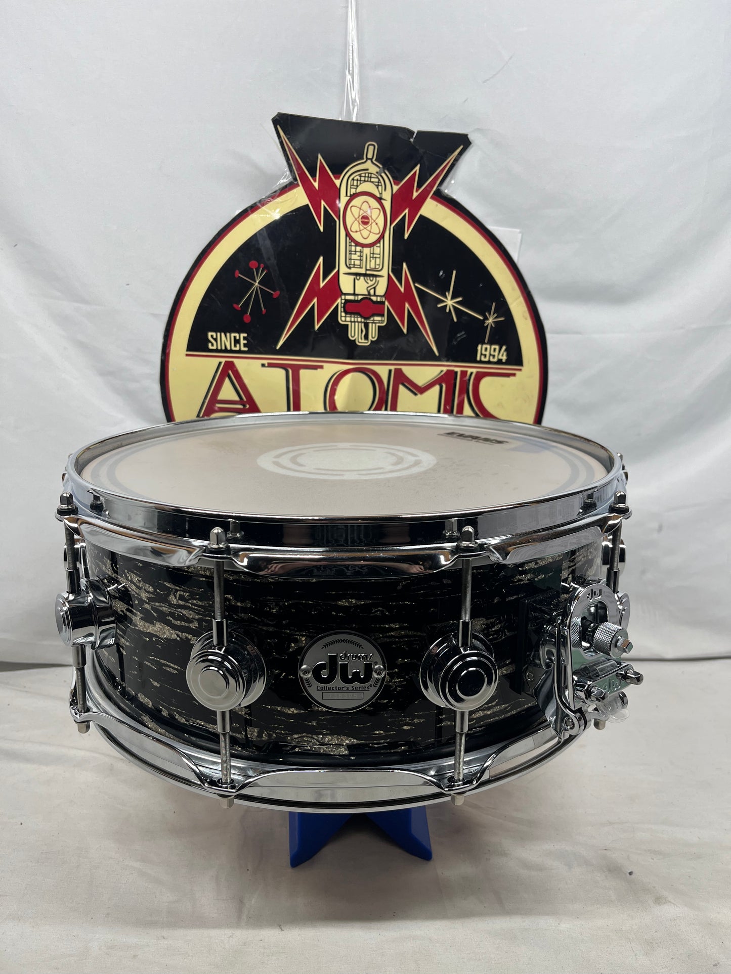 DW Collector's Series Snare Maple 333 14" x 5.5" - Black Oyster Glass