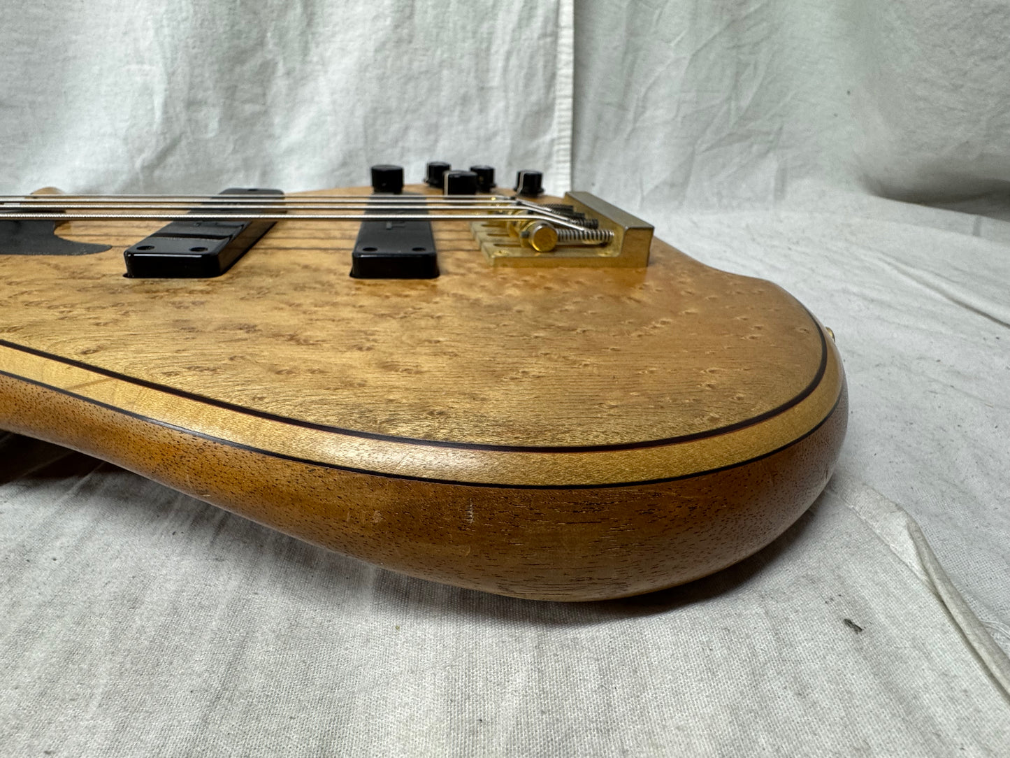 Tune TWB-4 twb4 4-string Bass
