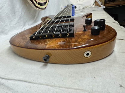 Brubaker K-6B k6b Custom Singlecut 6-string Bass with Case - Image 18