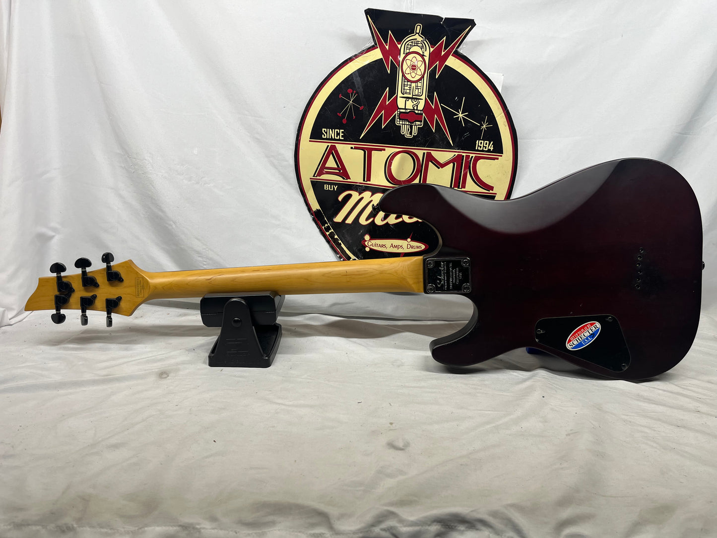 Schecter Diamond Series Omen-6 Doublecut Electric Guitar