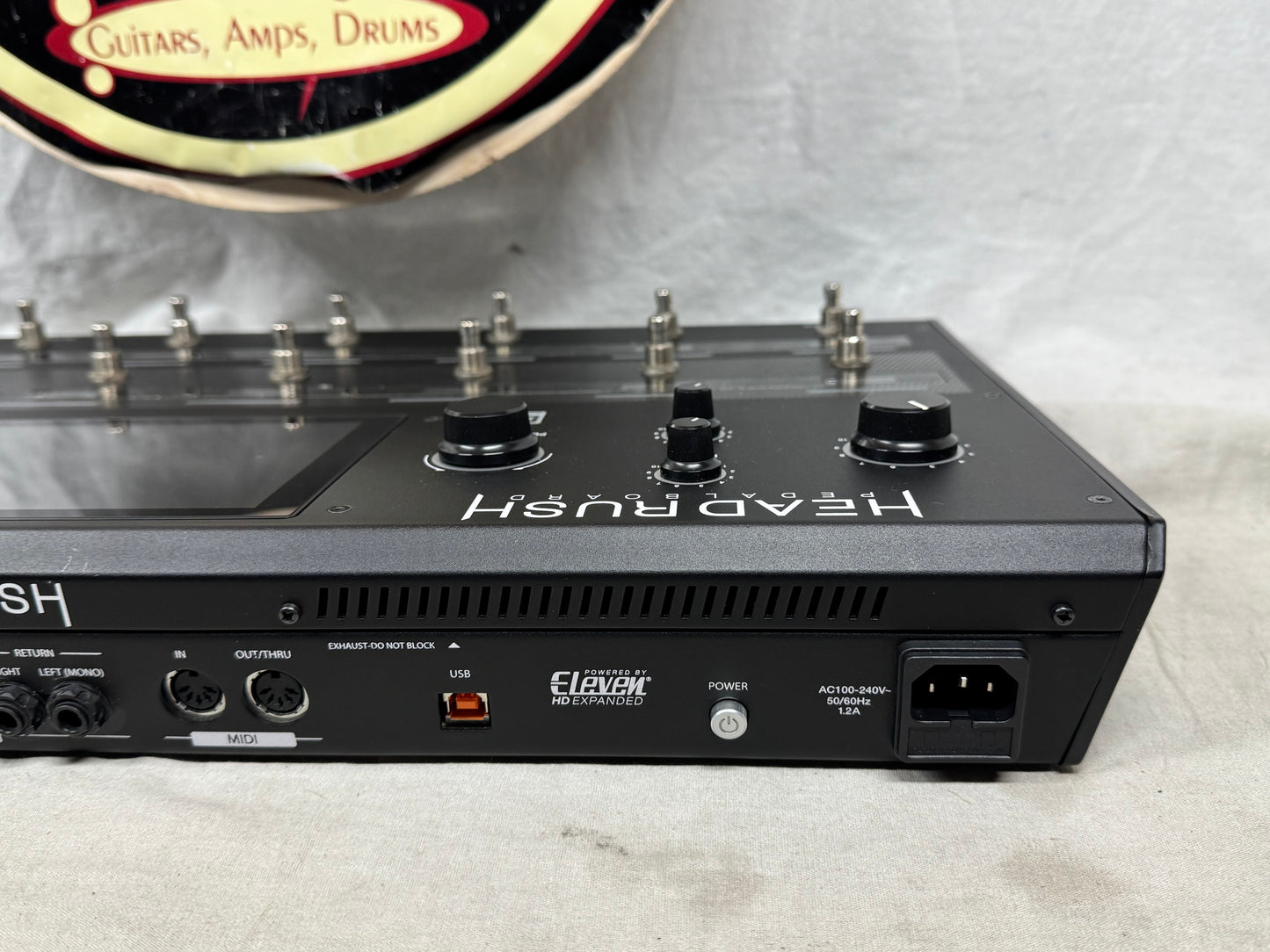 Headrush Pedalboard - Powered by Eleven / HD Expanded - Guitar Amp Modeler Multi-Effects Preamp Pedal with Soft Case