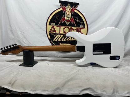 ESP LTD SN-1000 Floyd Rose HSS Doublecut Electric Guitar - Snow White