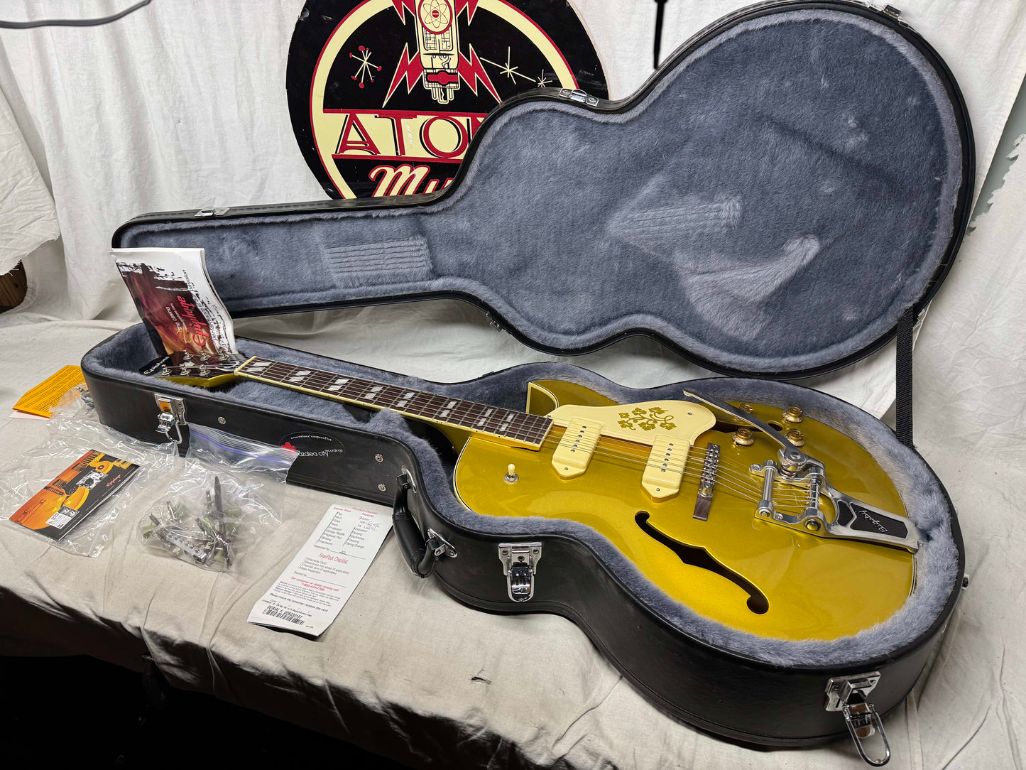 Epiphone ES-295 es295 Hollow Body Guitar with Case - MIK Made In Korea 2006 - Metallic Gold