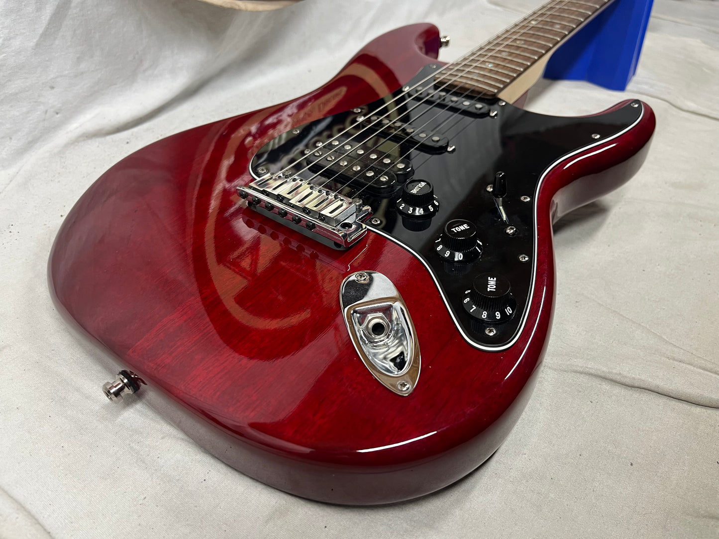 Fender American Select Stratocaster Strat HSS - Crimson Red Electric Guitar