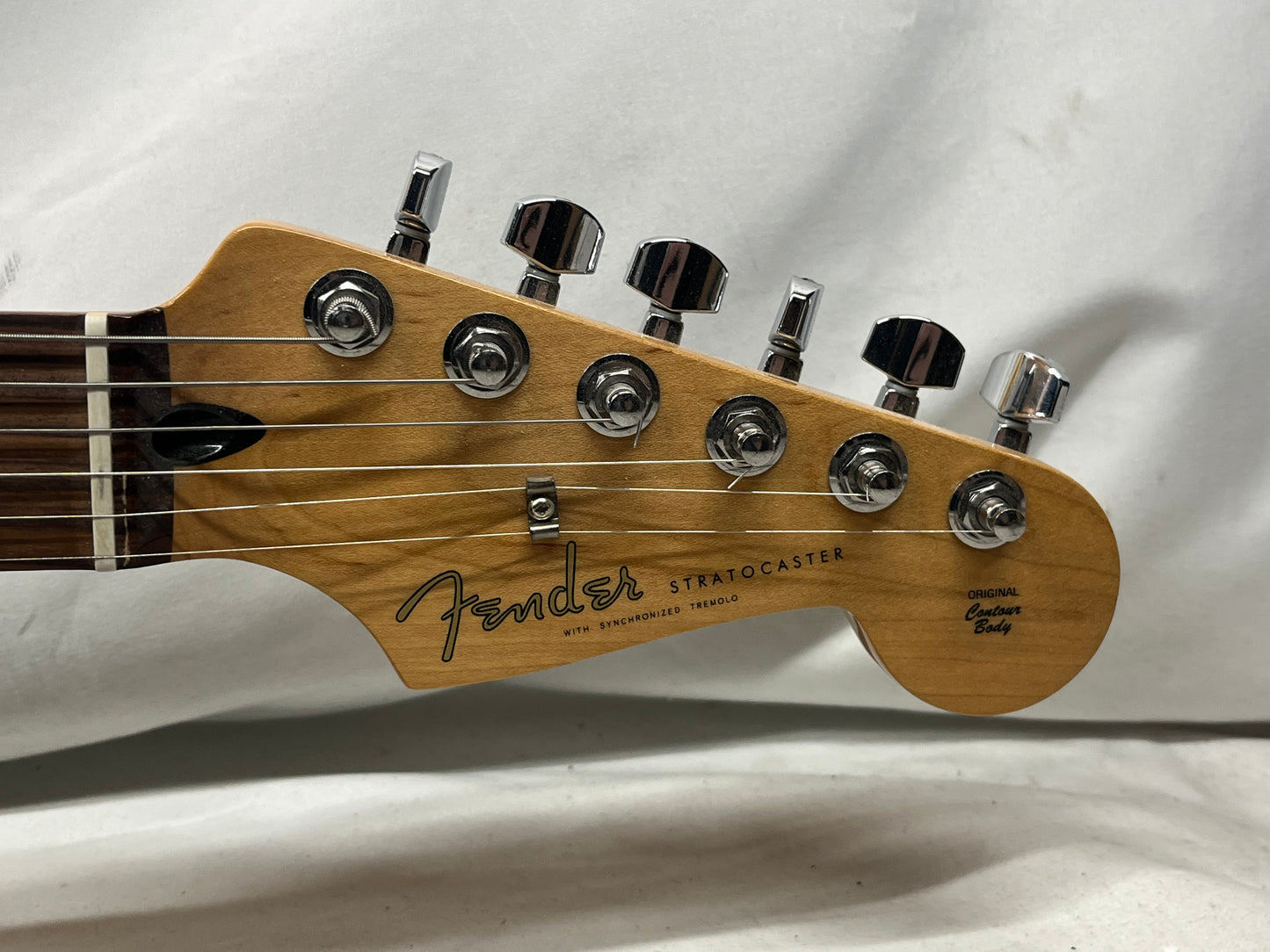 Fender Standard Stratocaster HSS FSR Electric Guitar MIM - Made in Mexico - Candy Red Burst