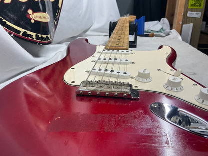 Fender Highway One Stratocaster Guitar 2002 - Crimson Red Transparent / Maple neck