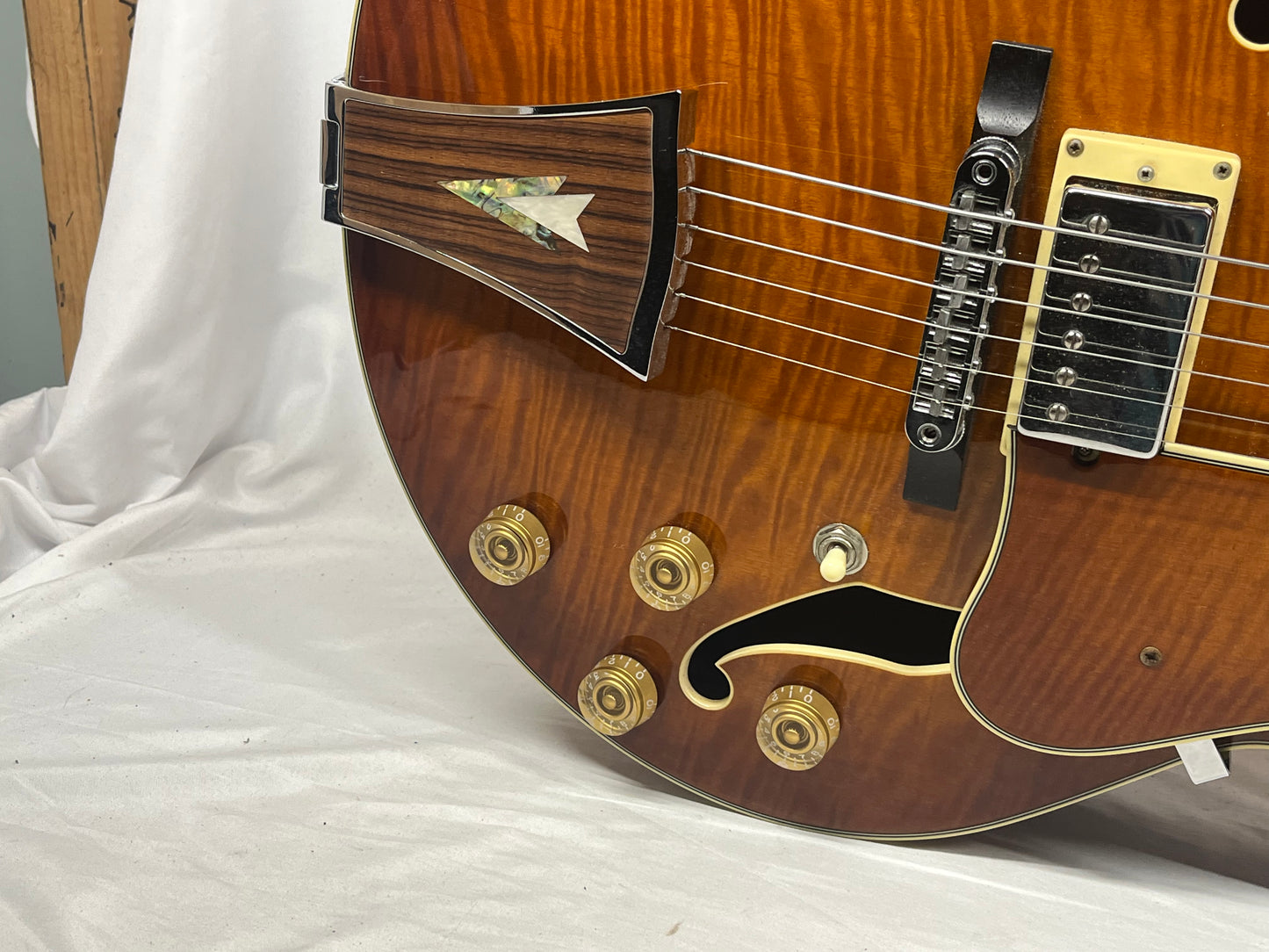 Ibanez Artcore Series AF86-VLS-12-01 Hollow Body Electric Guitar