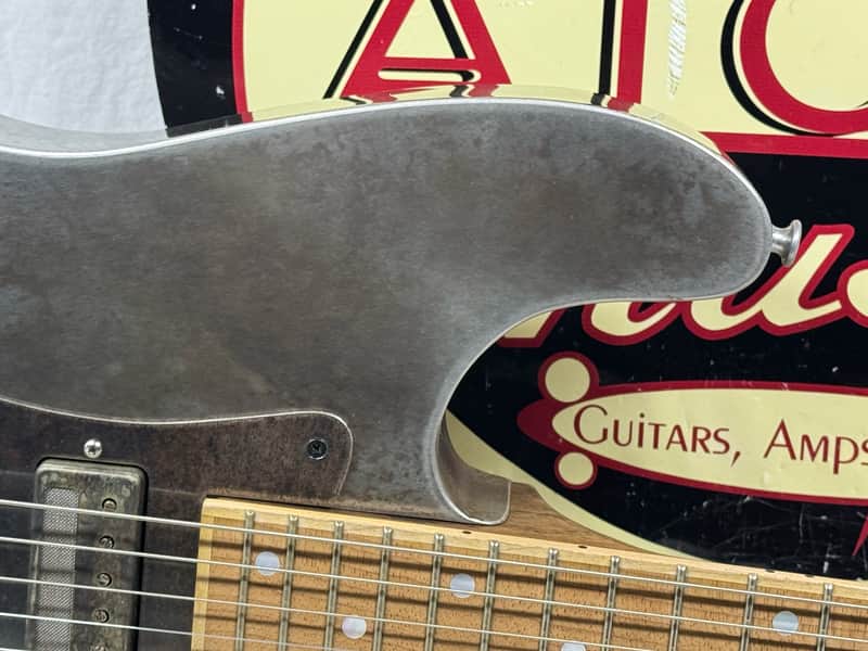 Mule Resophonic Mulecaster S-style Hollow Body Steel body Guitar with Case - Image 5