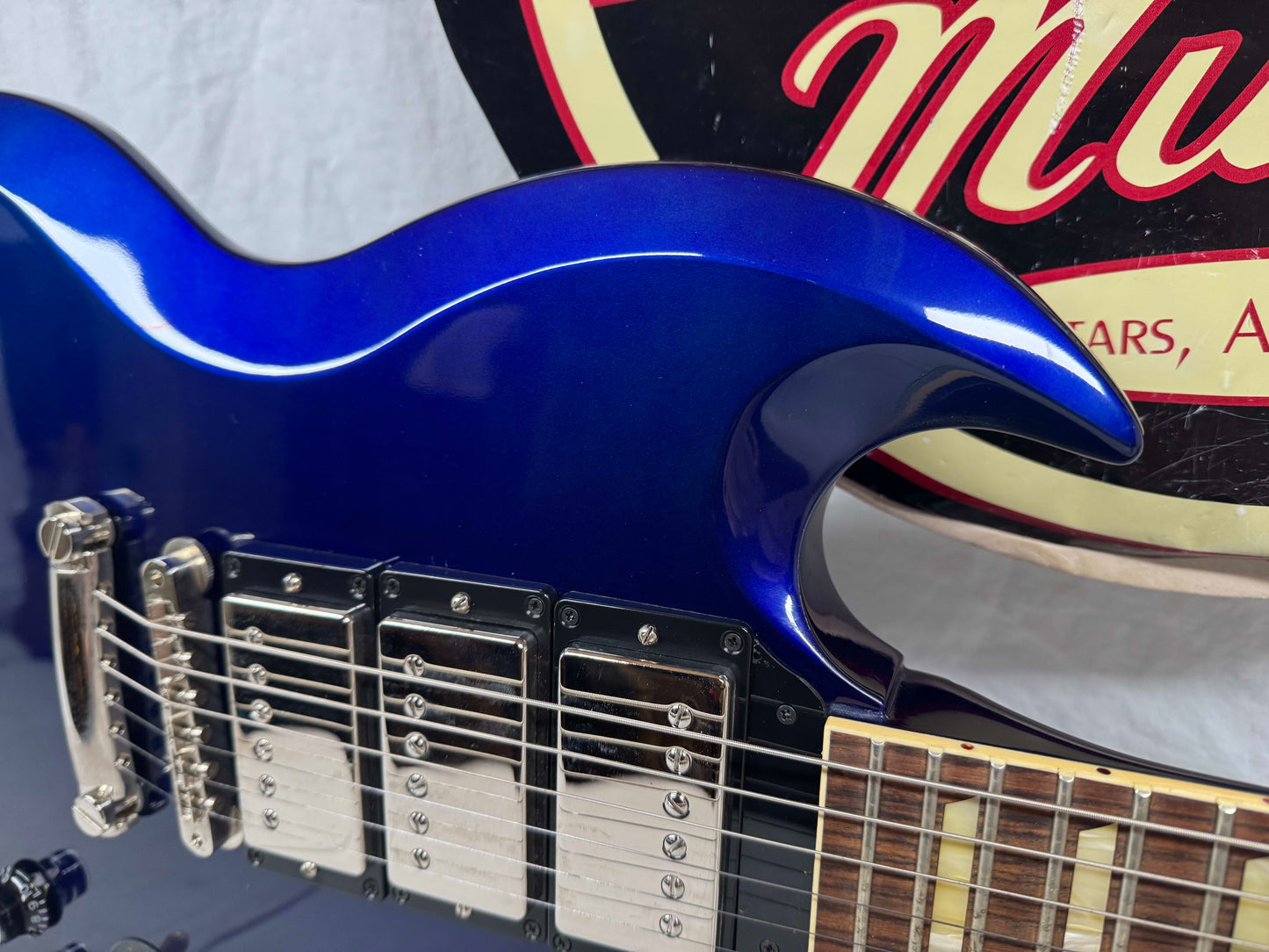 Gibson Custom Shop SG Standard Fat Neck 3 pickup Guitar with Case 2020