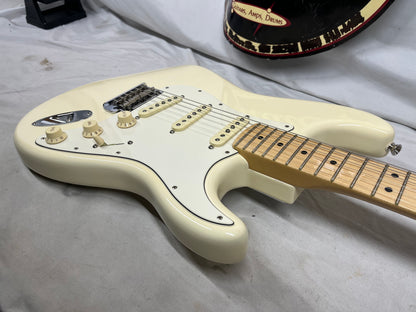 Fender American Professional Stratocaster Strat Electric Guitar with Case - Olympic White