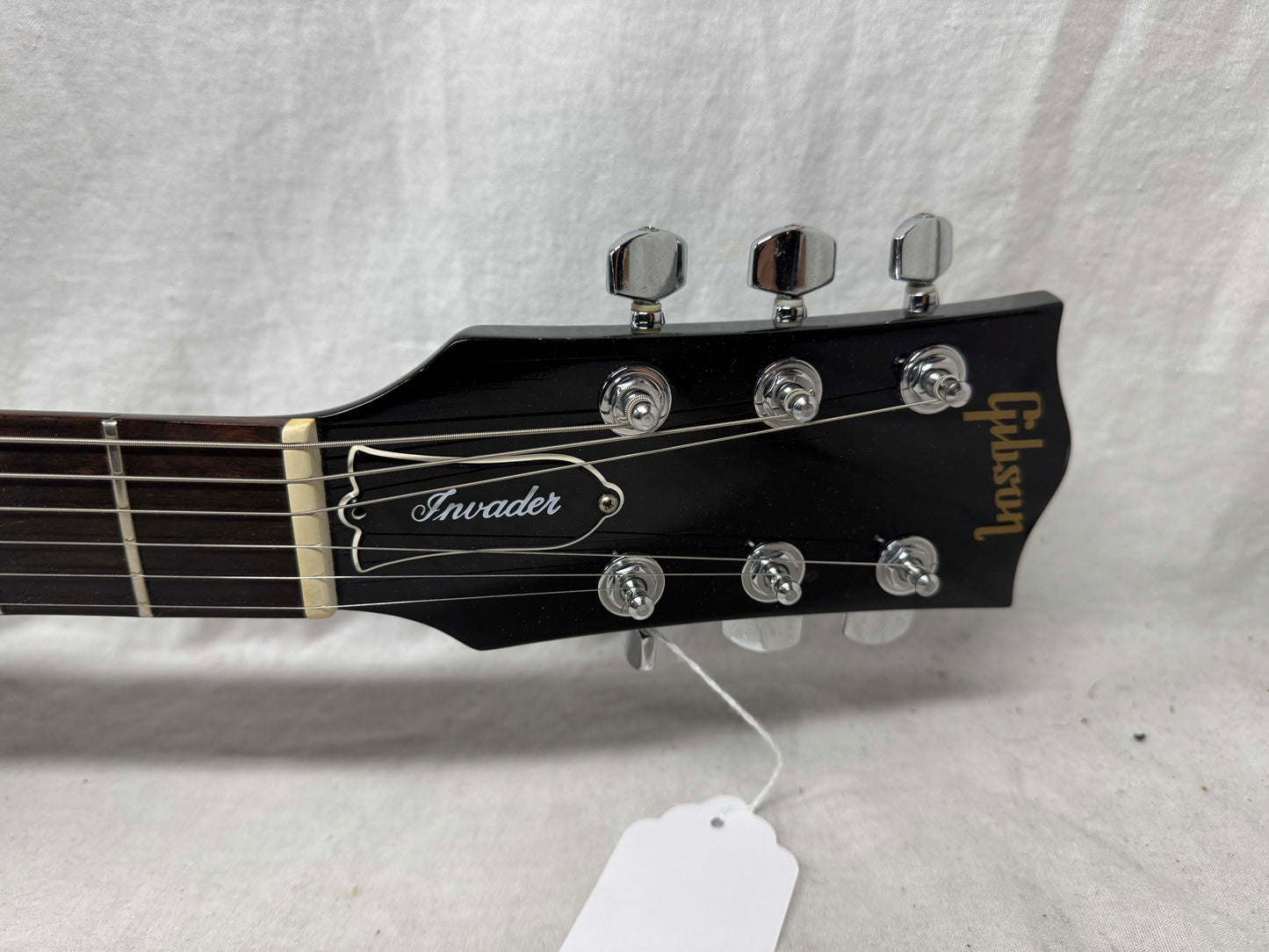 Gibson Les Paul Invader Guitar 1983