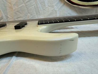 Carvin LB76 LB-76 6-string Bass with Case - s/n 43381 - Pearloid White