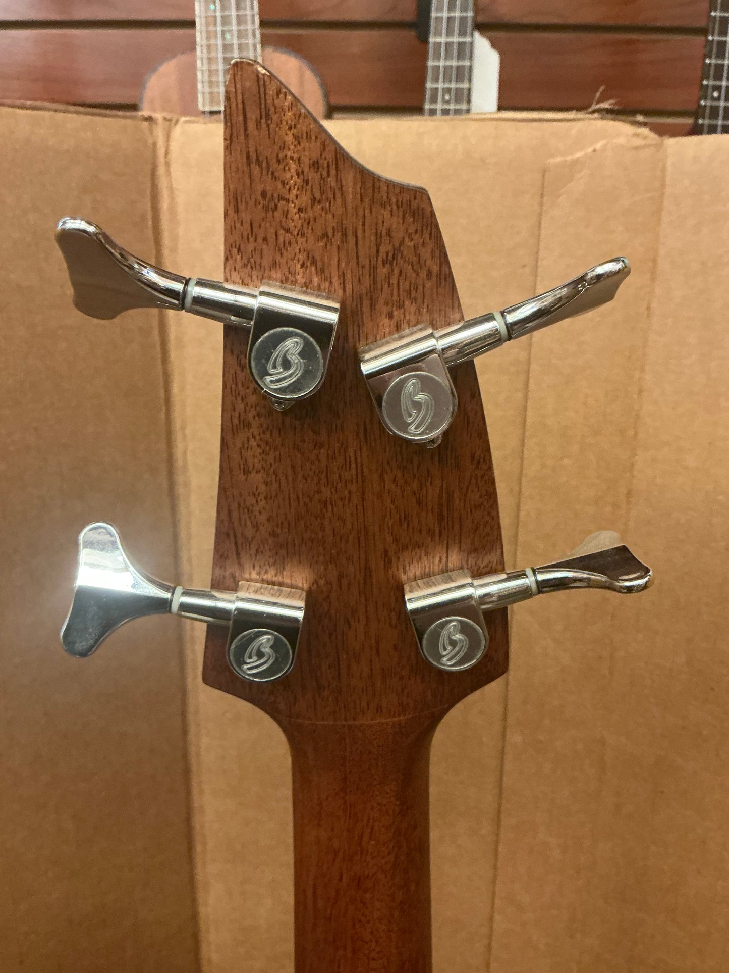 Breedlove Pursuit Concert CE Acoustic Bass Guitar