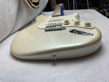 Hondo H76 h 76 S-Style Guitar 1986