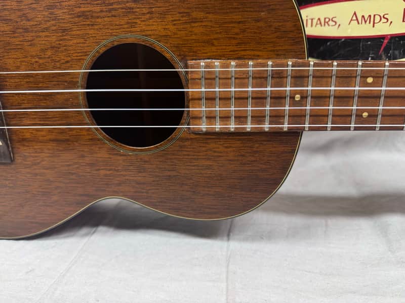 Martin Style 51 Mahogany Baritone Ukulele with Case - replaced tuners - Image 6
