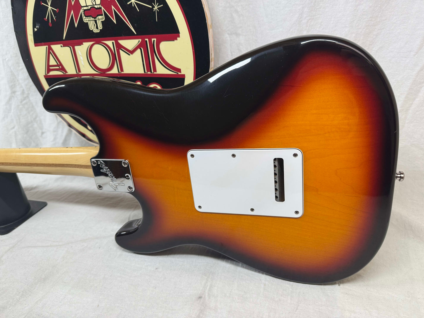 Fender American Standard Stratocaster Guitar 1993 - Brown Sunburst / Maple Neck