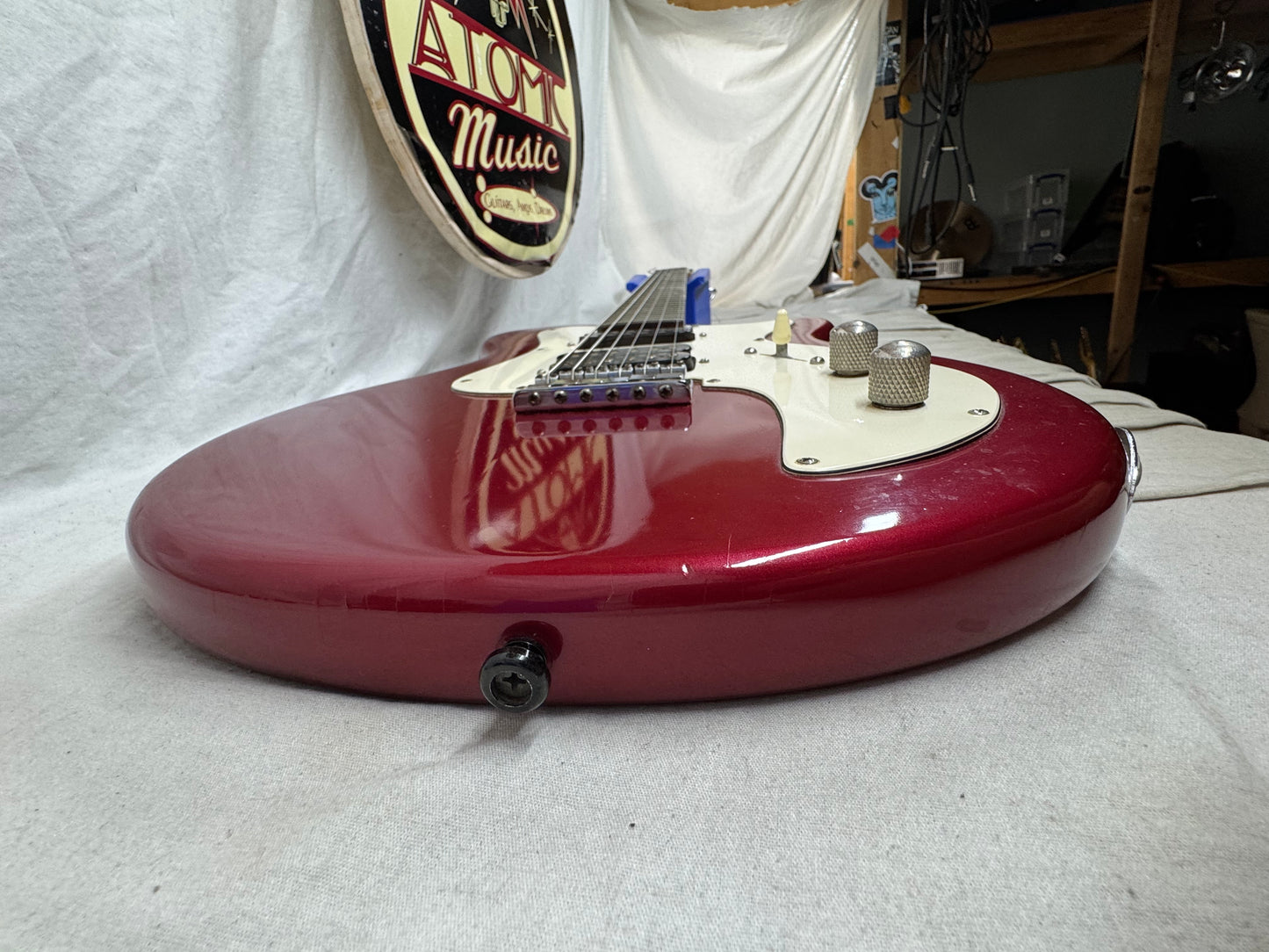 Gretsch BST-1000 bst1000 Beast Singlecut Guitar with Case - - re-finished?