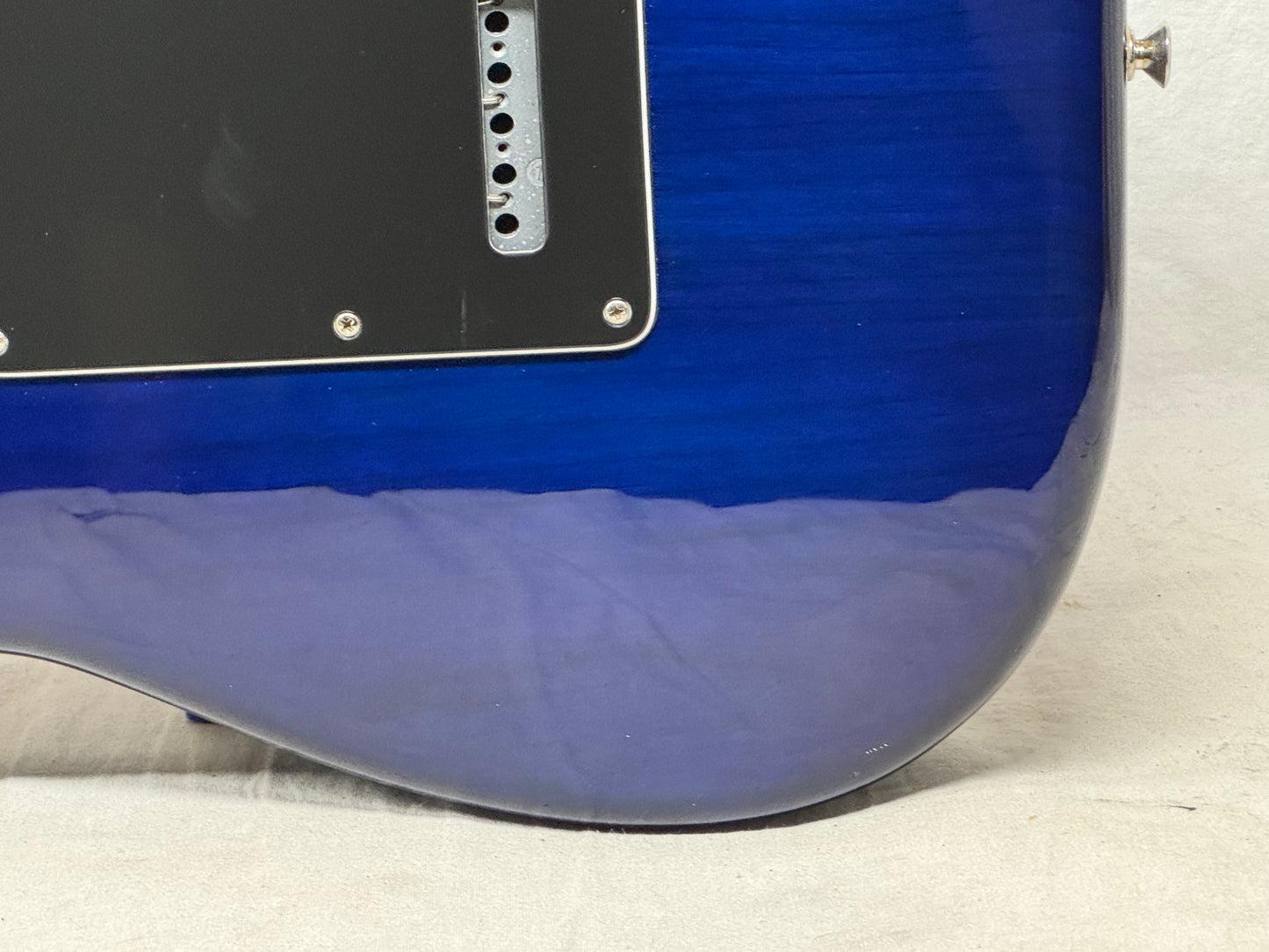 Fender Limited Edition Player Stratocaster HSS Plus Top Guitar 2021 - Blue Burst / Maple neck